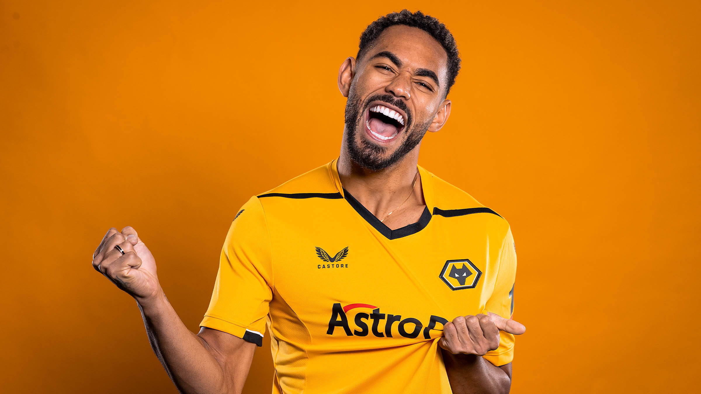 今晚英超传出新动向，广东宏远远射贴柱，管理层表态——媒体盛赞，阵容厚度经受考验的简单介绍开云官网