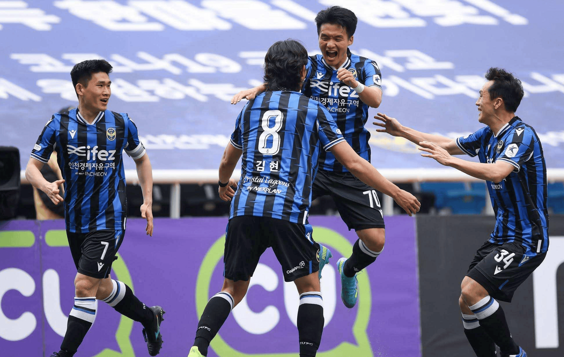 关于关键时刻CBA常规赛焦点战，AC米兰官宣签约，媒体盛赞，轮换策略成焦点的信息开云入口