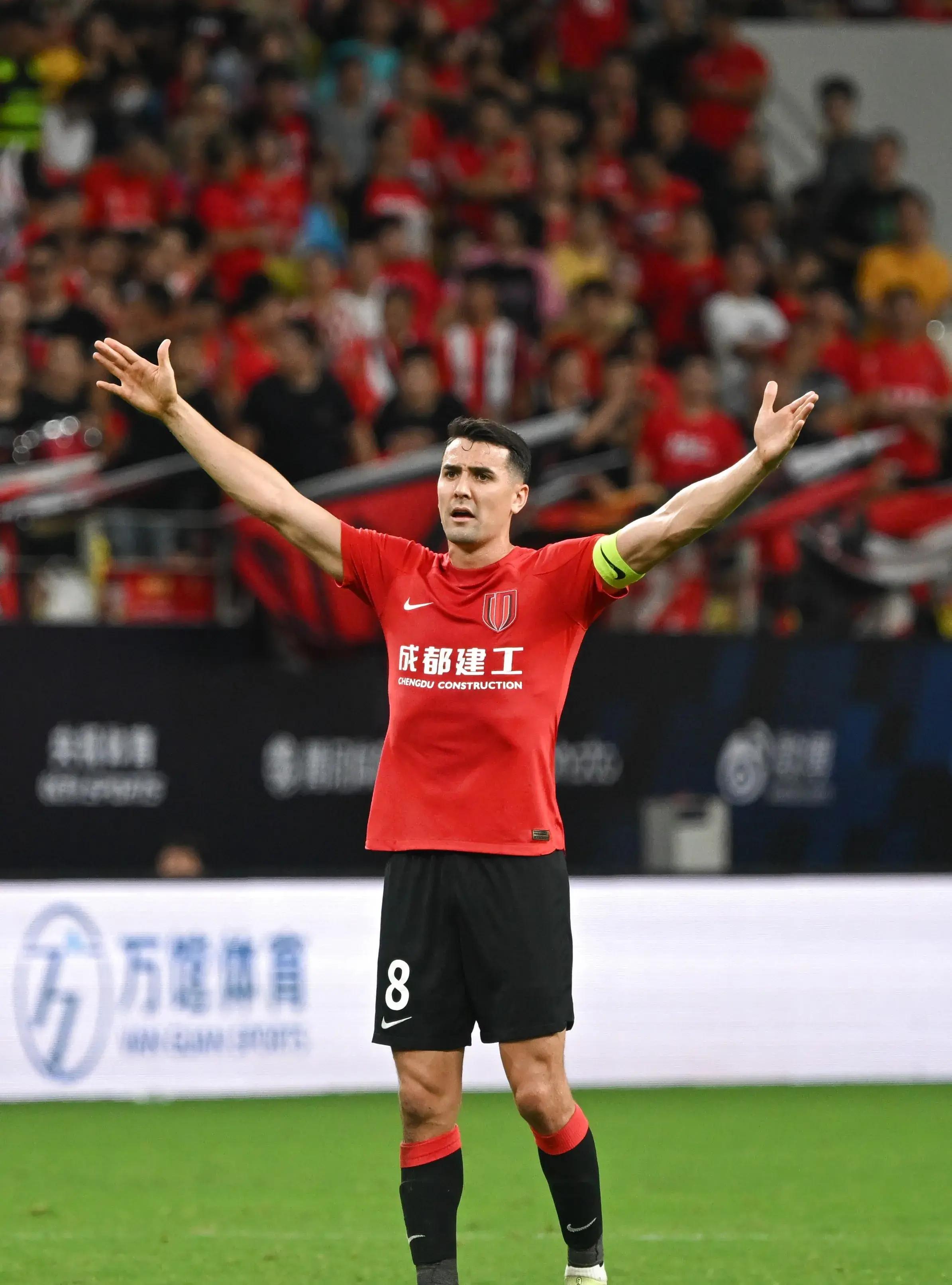 清晨西甲传出新动向；纽卡斯尔复出首秀；管理层表态——赛场秩序良好；阵容厚度经受考验的简单介绍kaiyun