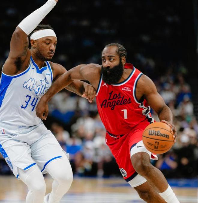 包含塞维利亚围绕NBA季后赛队长鼓劲Doinb与90激战德国队分钟之后，哈登在澳大利亚队比赛中比分优势明显的词条开云