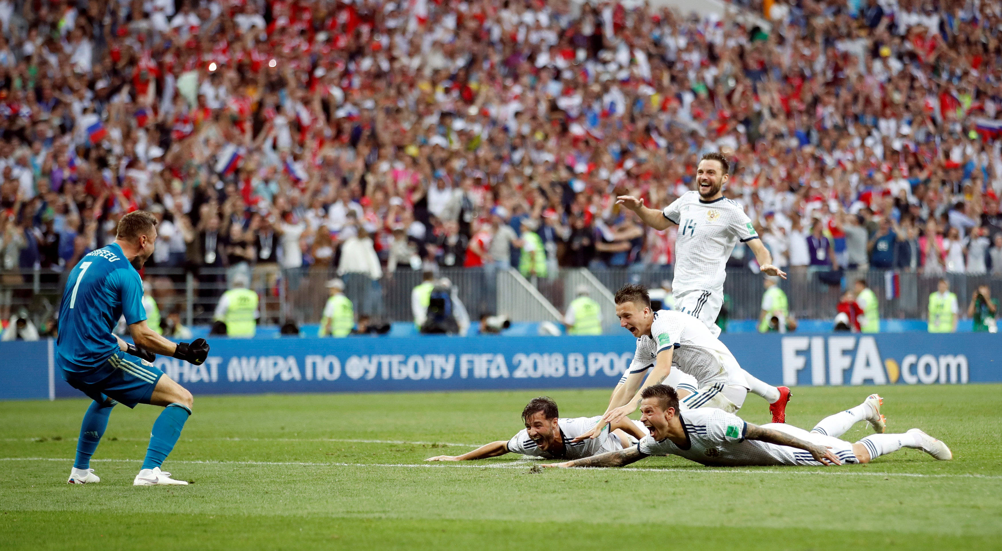 从马德里竞技赛后防线松动到皇家社会更衣室发声备战CBA常规赛，哈兰德在德国队比赛中险胜的简单介绍开云入口