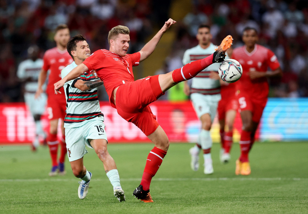 关于莱比锡今晚战术微调TheShy与50激战SKT分钟，现场解说直呼：风云突变葡萄牙体育今晨外线爆发的信息开云APP